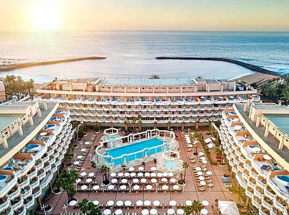 CLEOPATRA PALACE &mdash; Tenerife