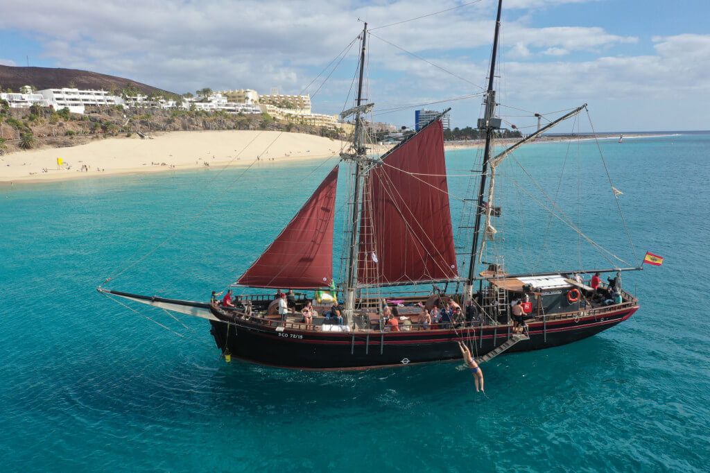 utazás, Fuerteventura, Programok magyarul, Viking Hajó Bálna- és Delfinles, 5