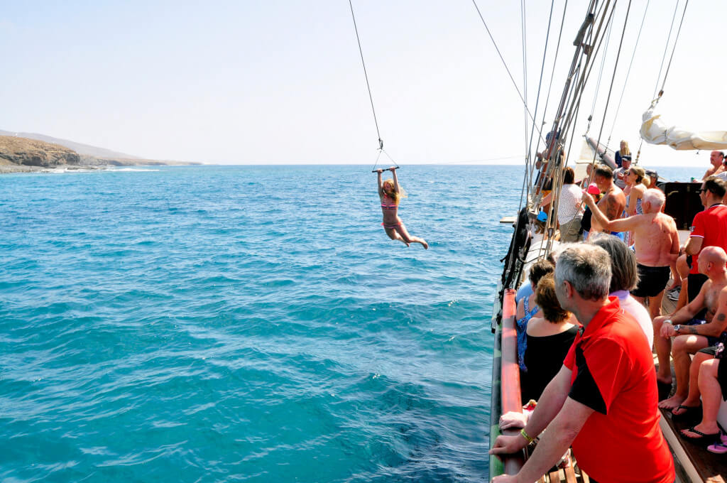 utazási ajánlatok, Fuerteventura, Programok magyarul, Viking Hajó Bálna- és Delfinles, 25